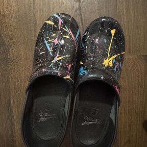 Dansko Black and Pink Artistic Mules